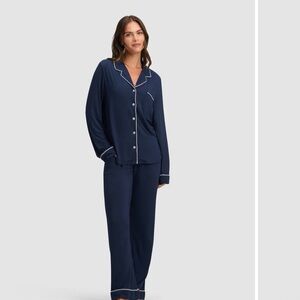NWT Cozy Earth Women's Long Sleeve Pajama Set